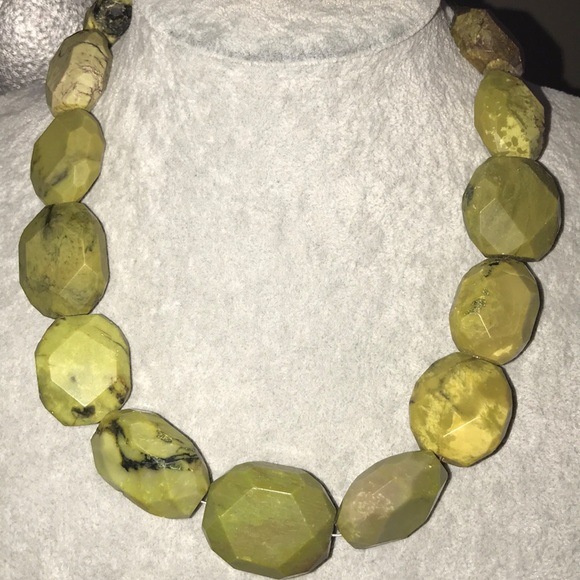 Gorgeous necklace. - Picture 4 of 10